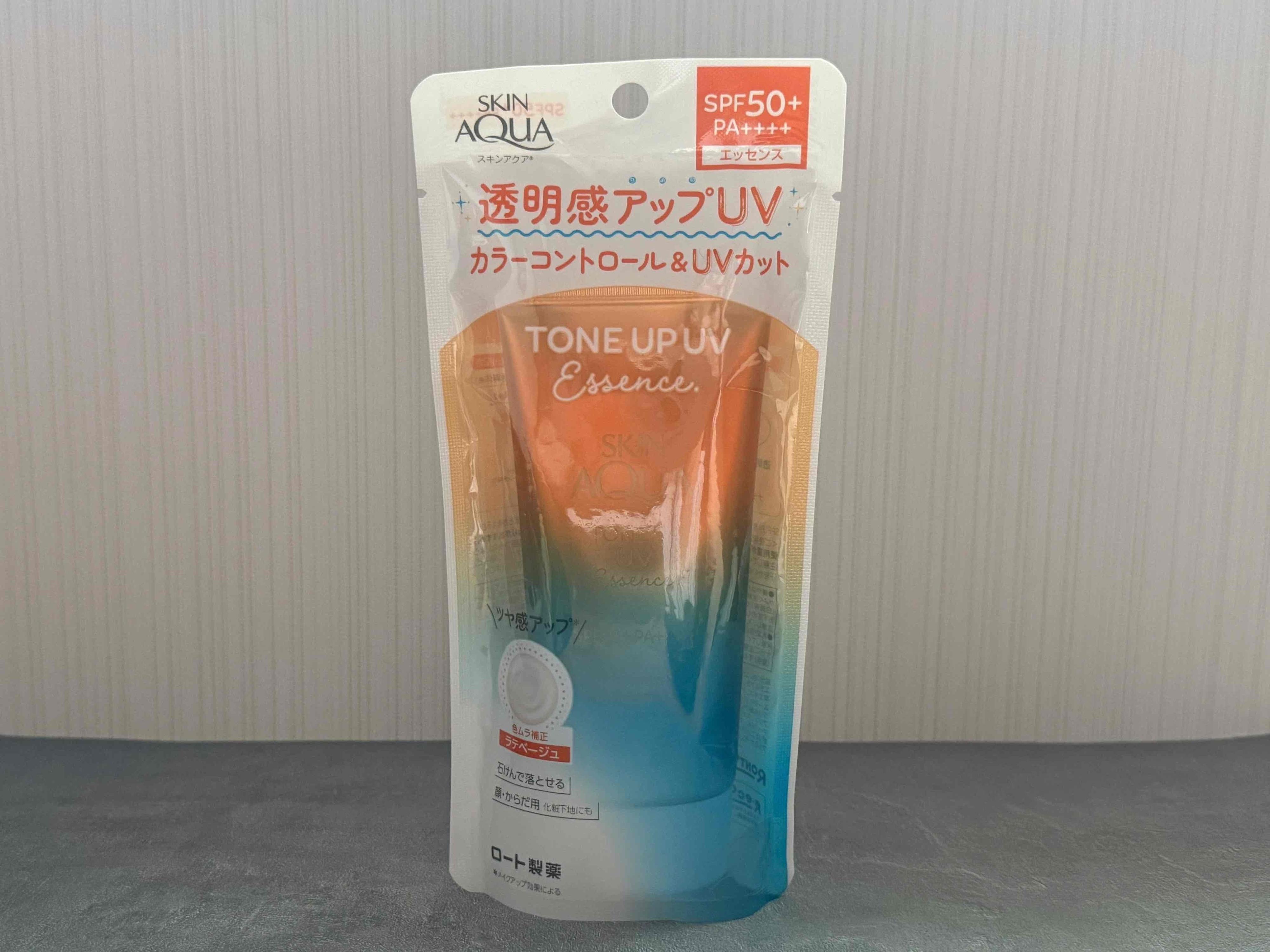 ロート製薬の「スキンアクアトーンアップUVエッセンス ラテベージュ」