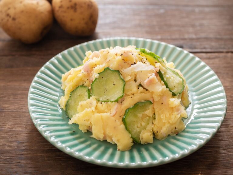 野菜のプロが教える！じゃがいもはピーラーで皮をむかないのが正解！