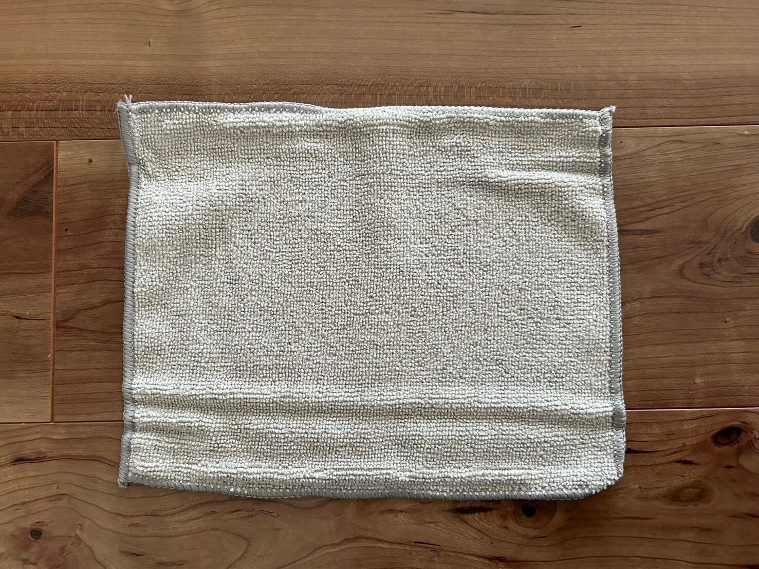 床掃除に最適！ダイソーの2WAY仕様のクリップ型モップ！