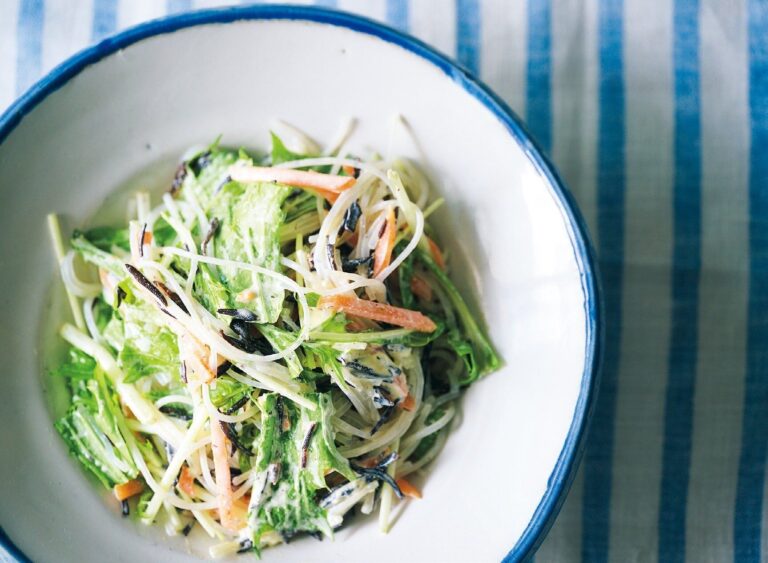炊飯器にセットしたら主食・主菜・副菜が一度に完成！簡単すぎてすみません！