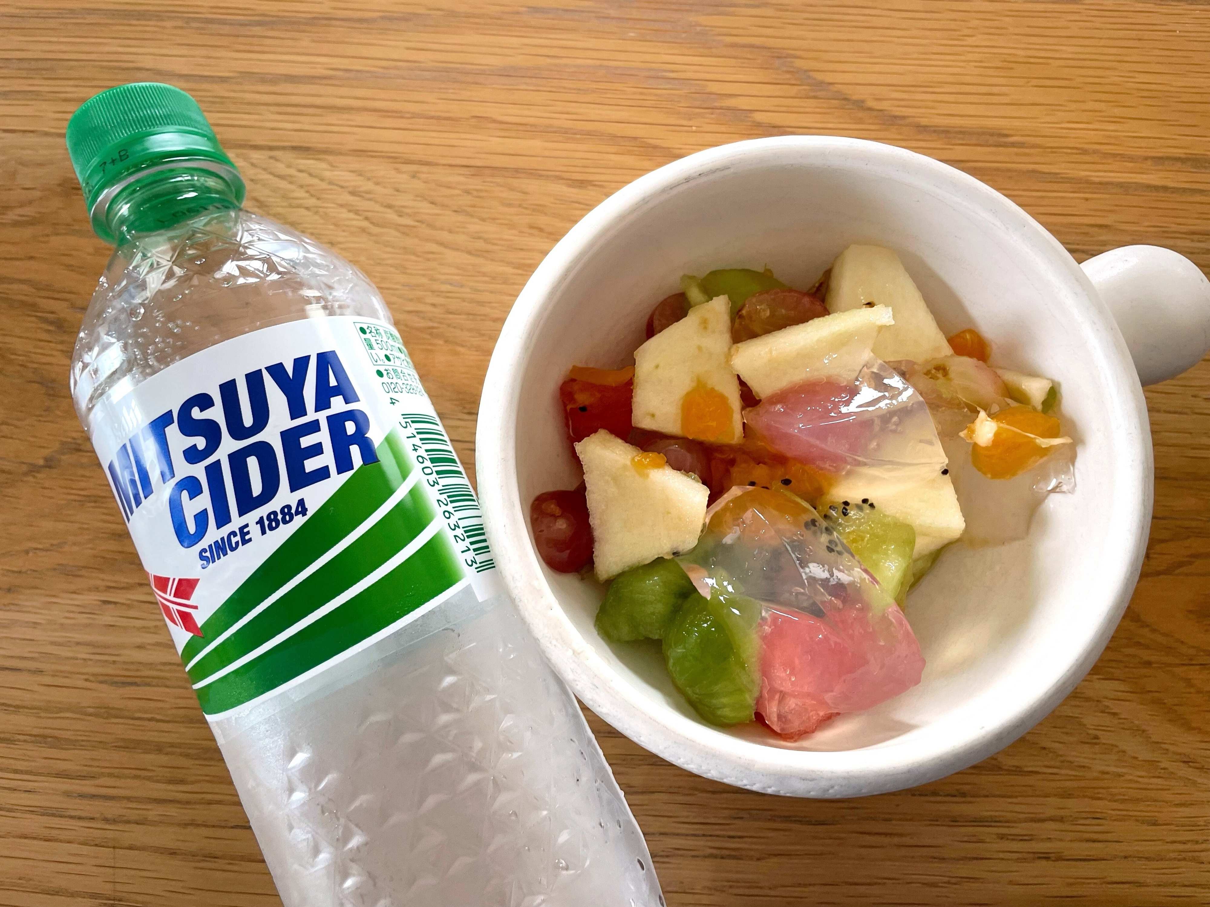 味の決め手はサイダー