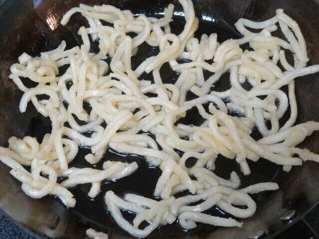 揚げているところ