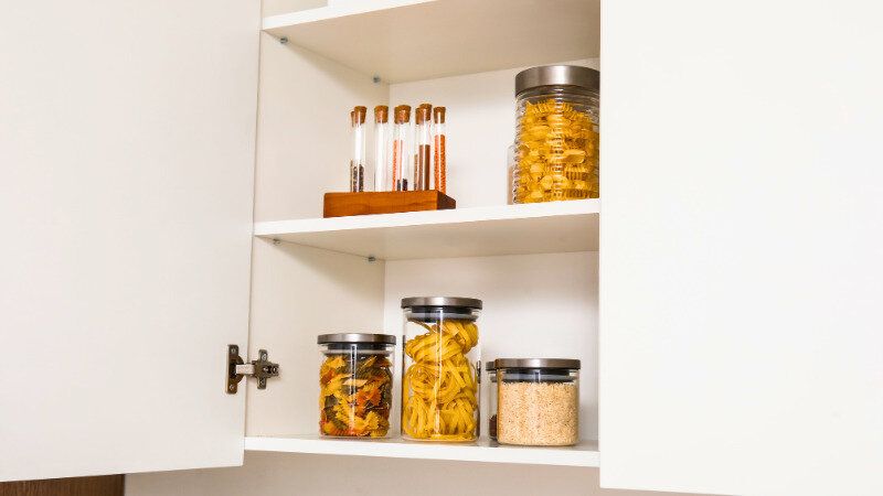 キッチンの吊り戸棚