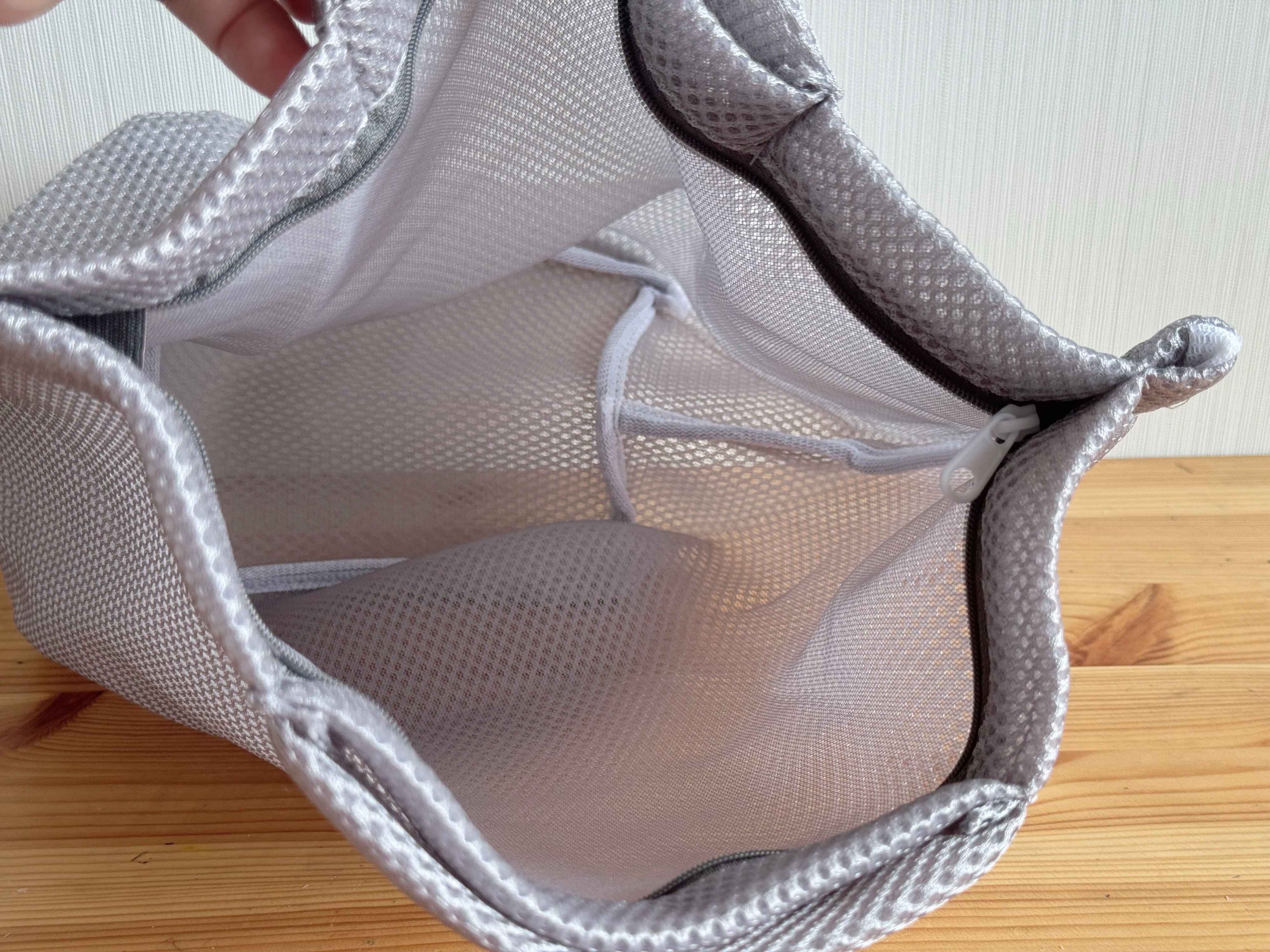 クッション洗濯ネット（マチ付バッグ型）