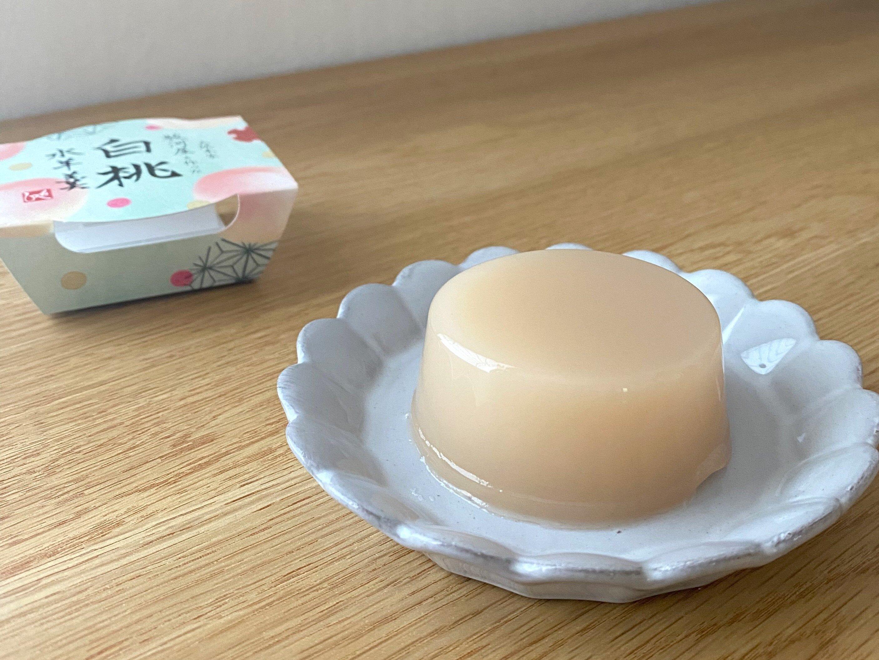 大阪駿河屋と作った白桃水羊羹