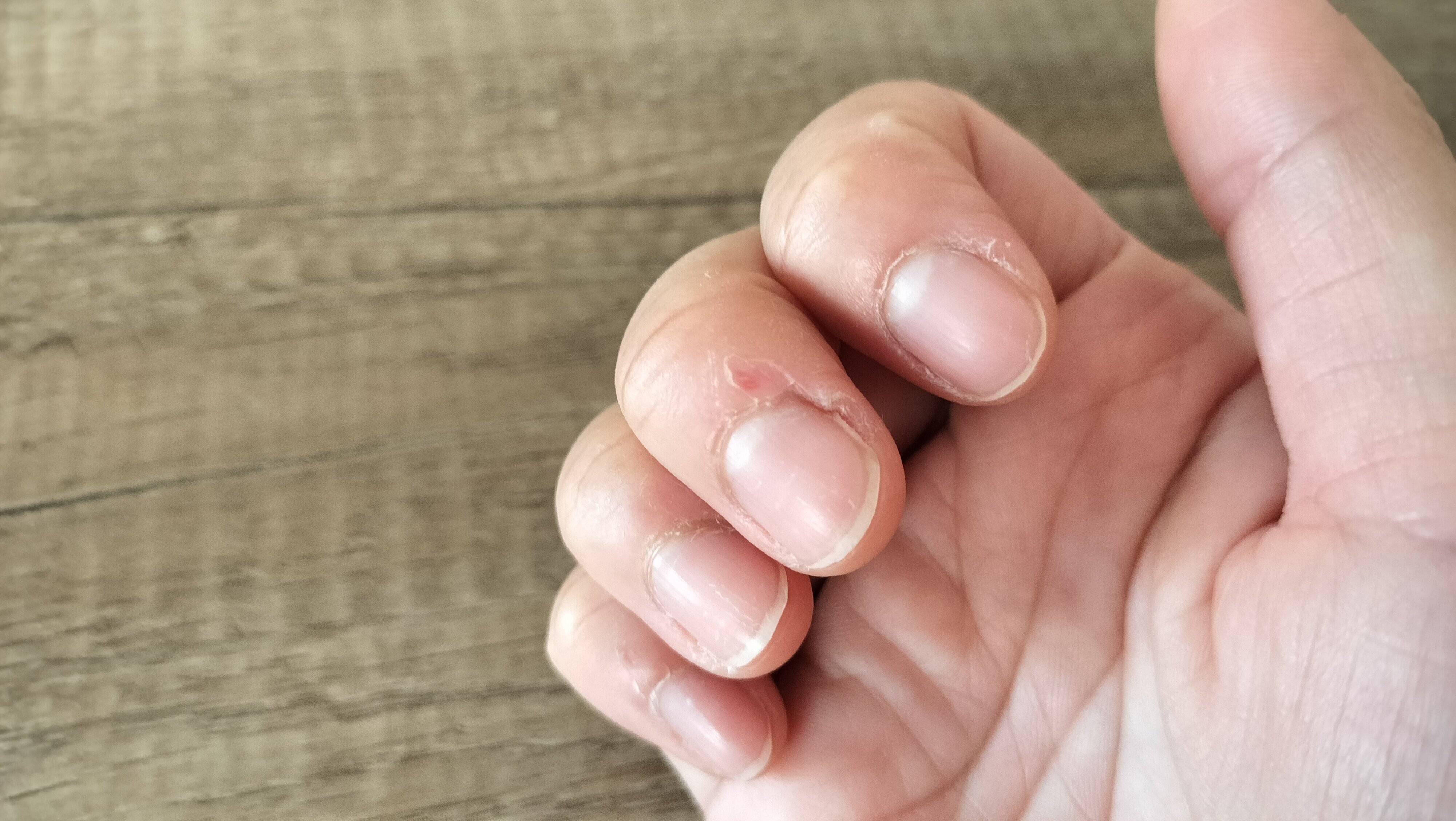 全く目立たないので貼ってても違和感なし