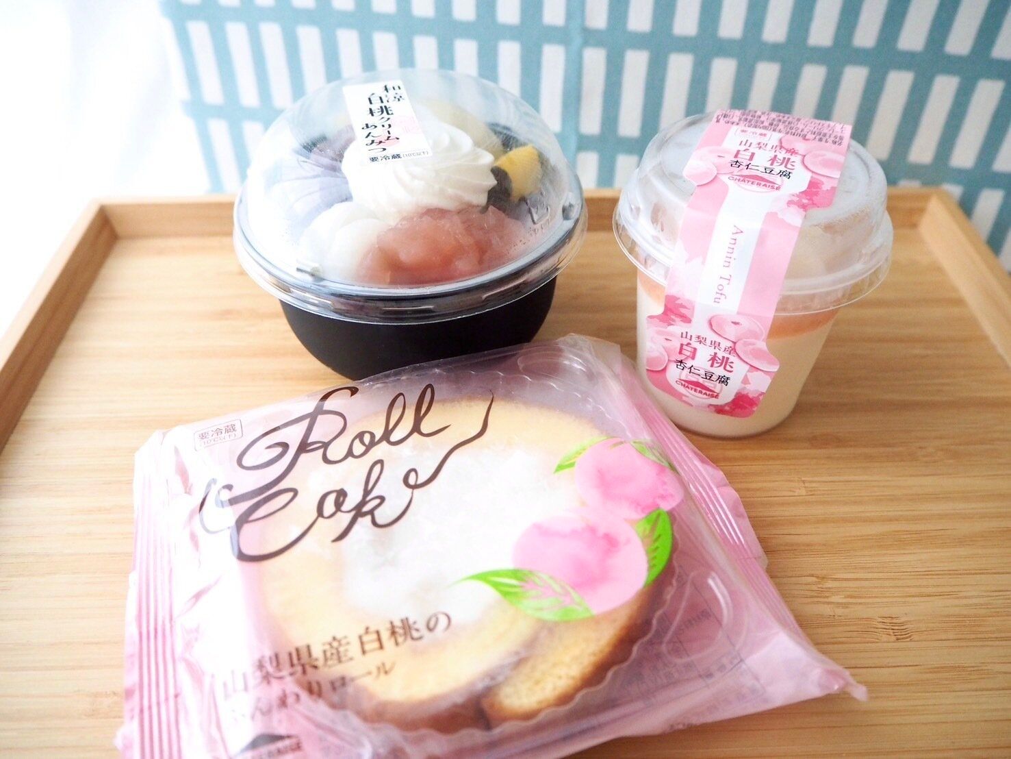 シャトレーゼ桃スイーツ集合写真