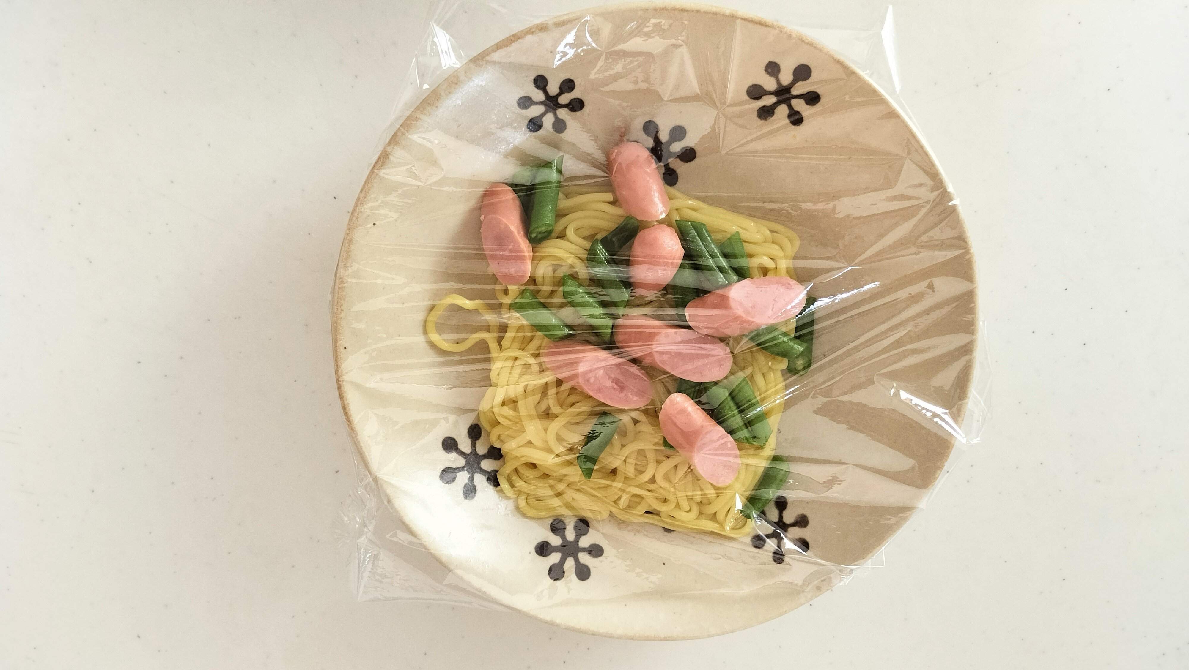 ラップをして加熱する