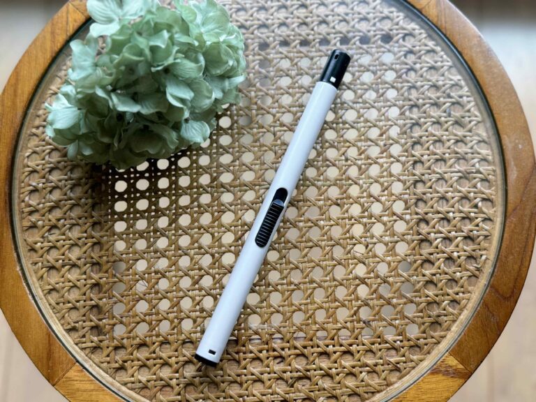 飛ぶように売れてる【セリア】「シンプルで使える！」超優秀人気グッズ3選