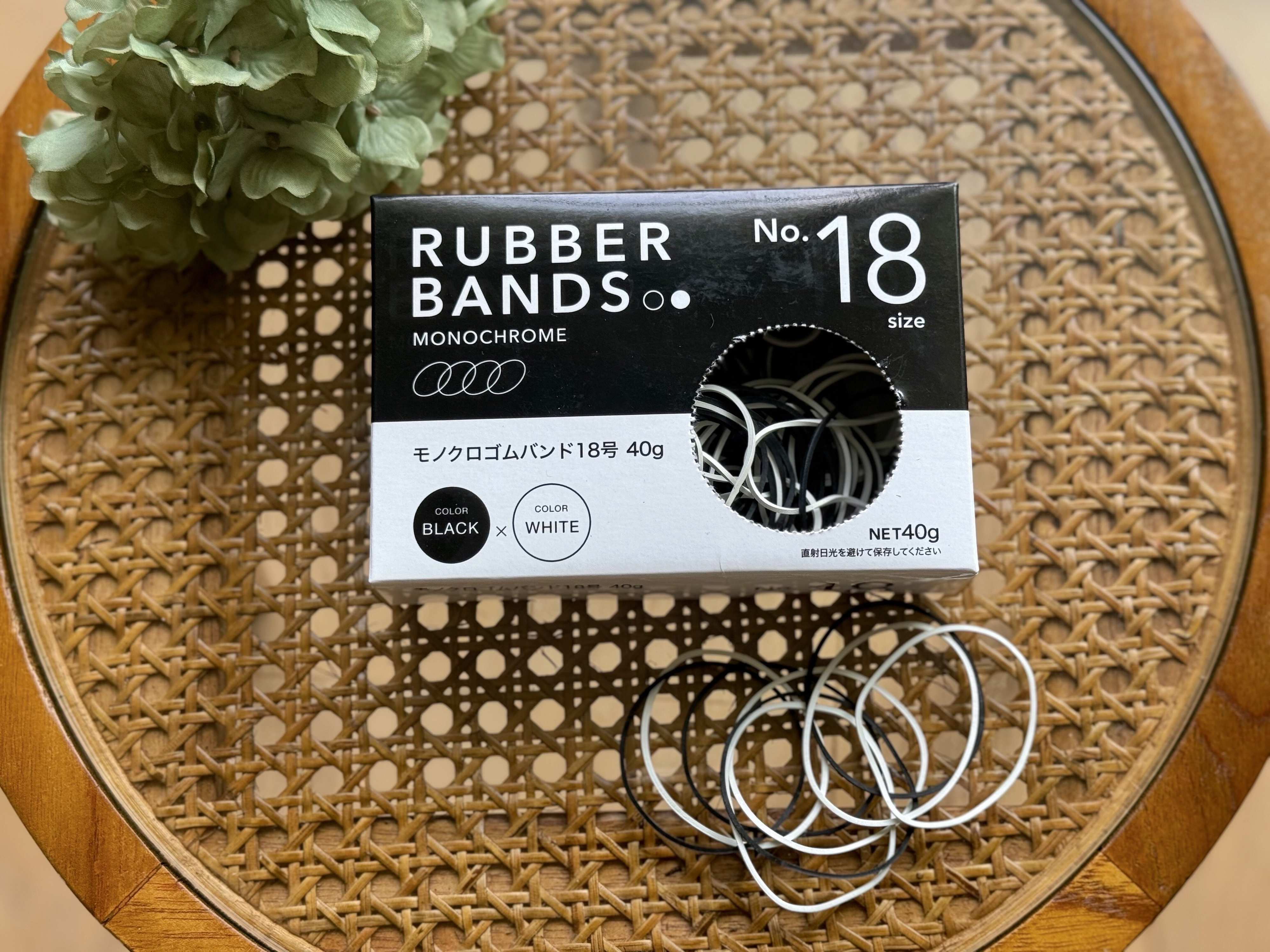 モノクロゴムバンド18号