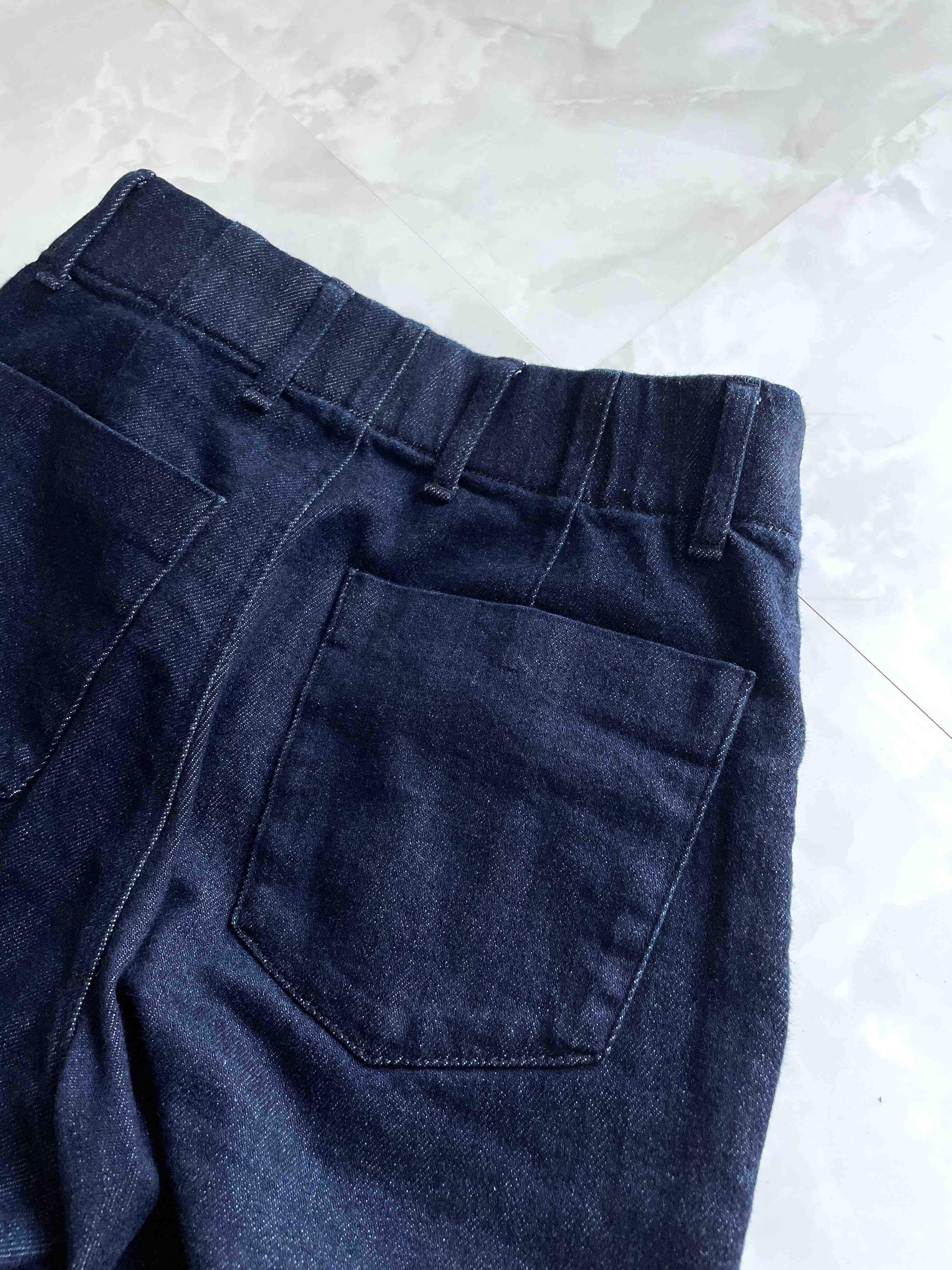 ユニクロ　ワイドトラウザージーンズ