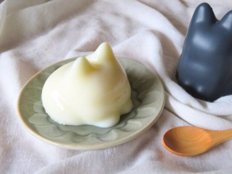 話題の猫プリンが無限につくれる！持つだけで癒されるコネコカップ