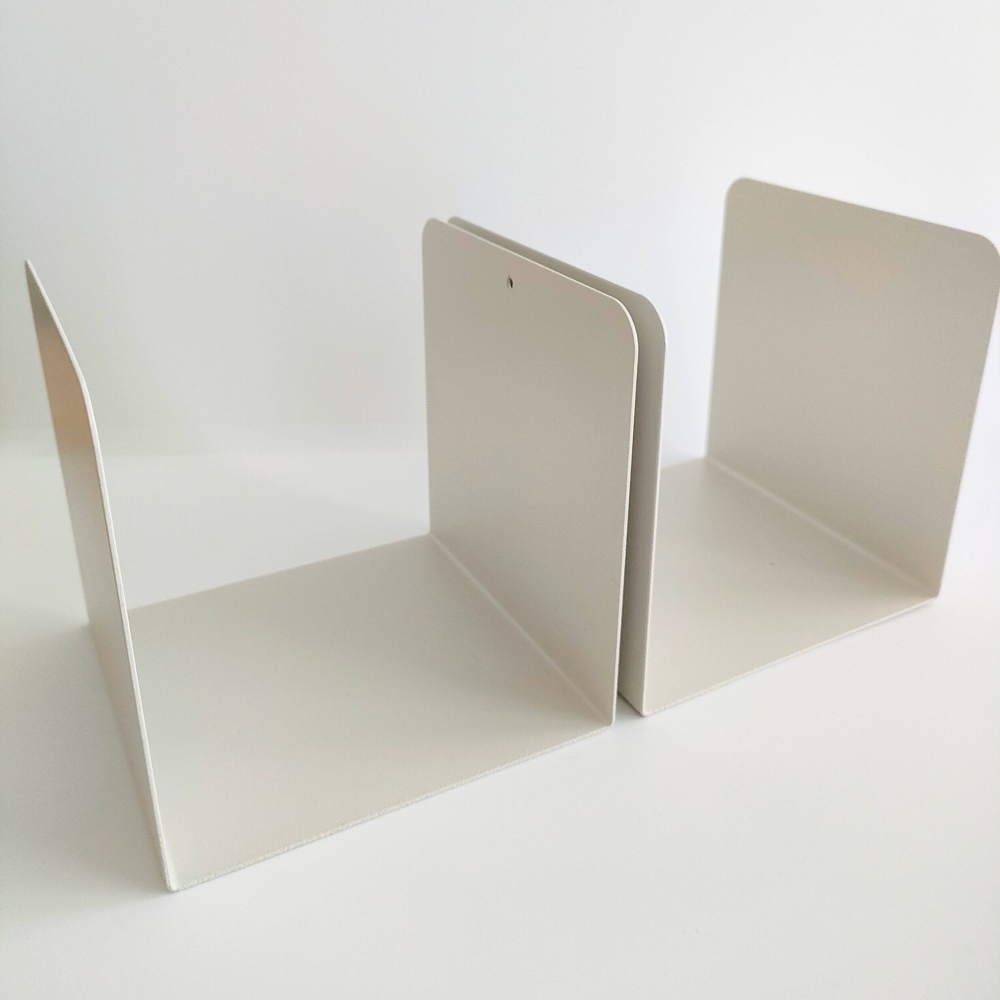 100円ショップセリア ブックスタンドU型