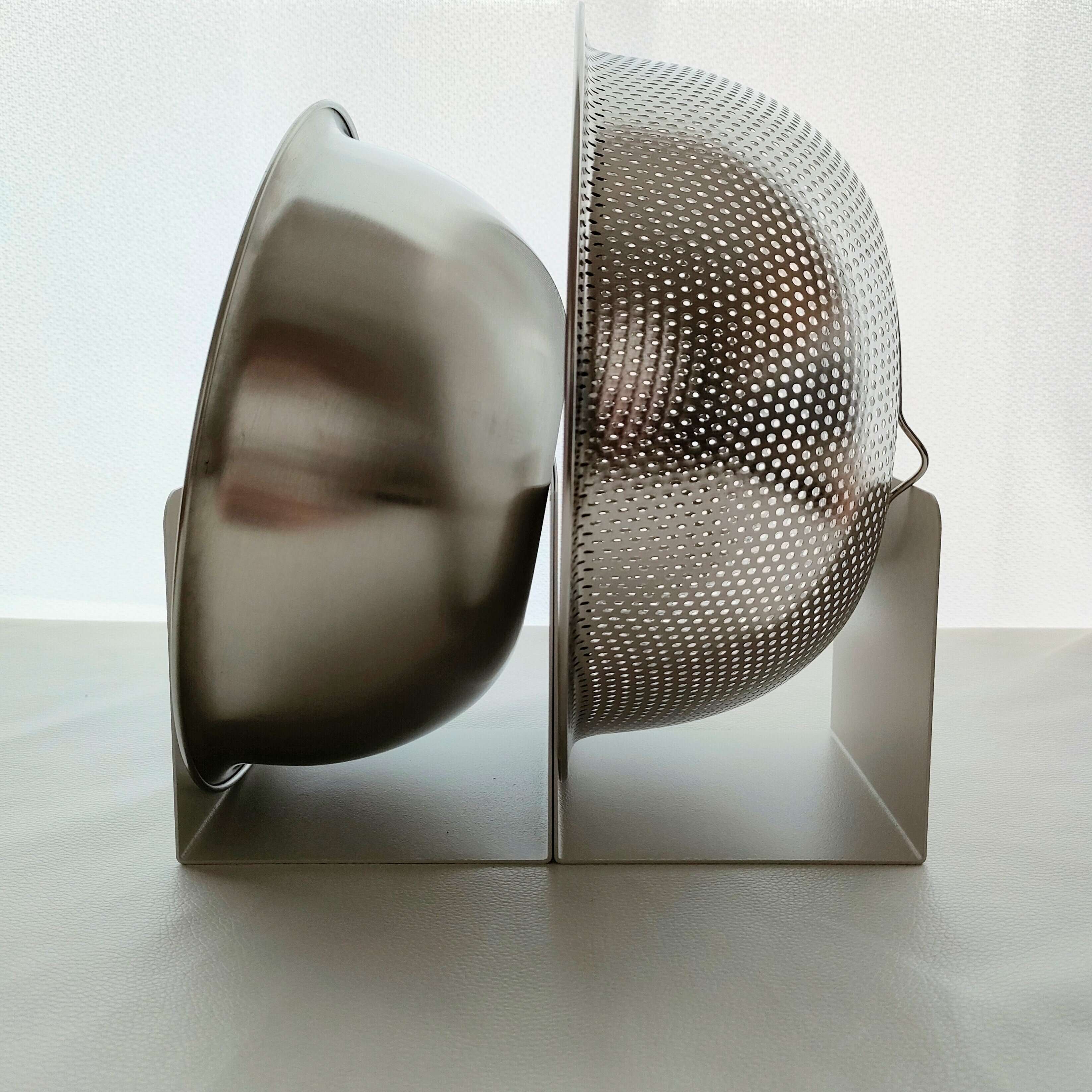 100円ショップセリア ブックスタンドU型