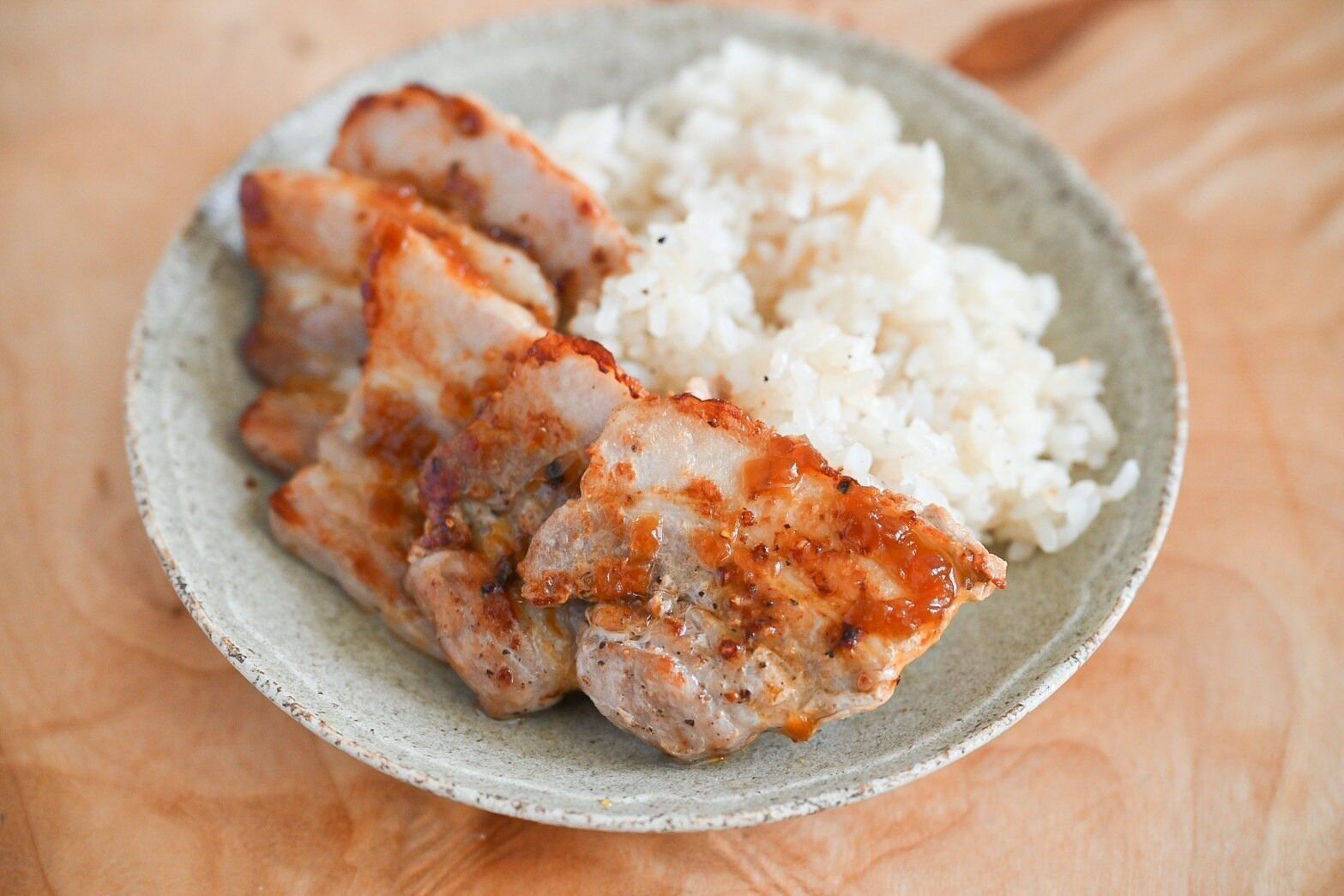 豚肉のステーキ丼