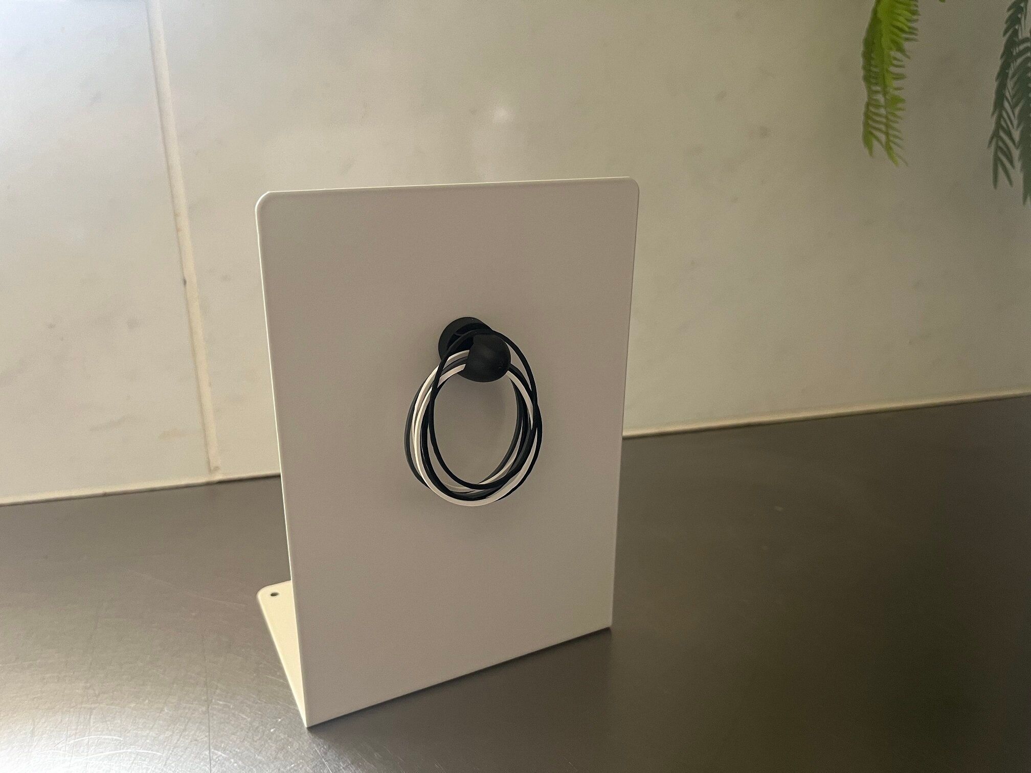 リビングをスッキリさせたいならコレ！整理収納のプロがおすすめするアイテム3選