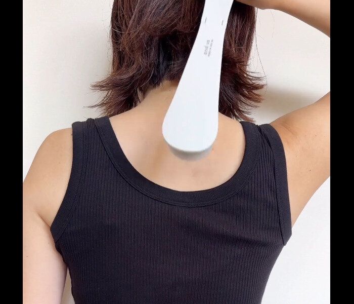 【3COINS】背中の救世主!背中ケアスポンジ