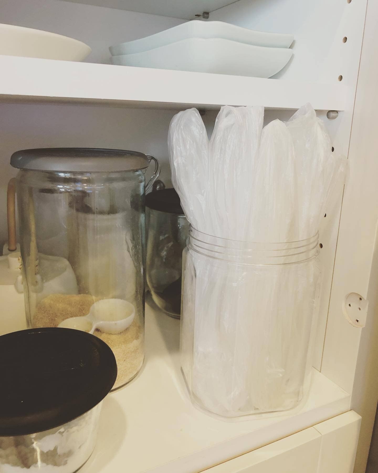 ボトルを使って取り出しやすさ抜群！