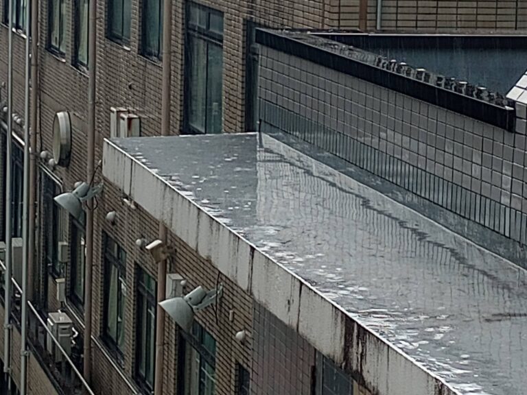 今日は夕立があるかも？気象予報士が洗濯物を外に干さない日の共通点