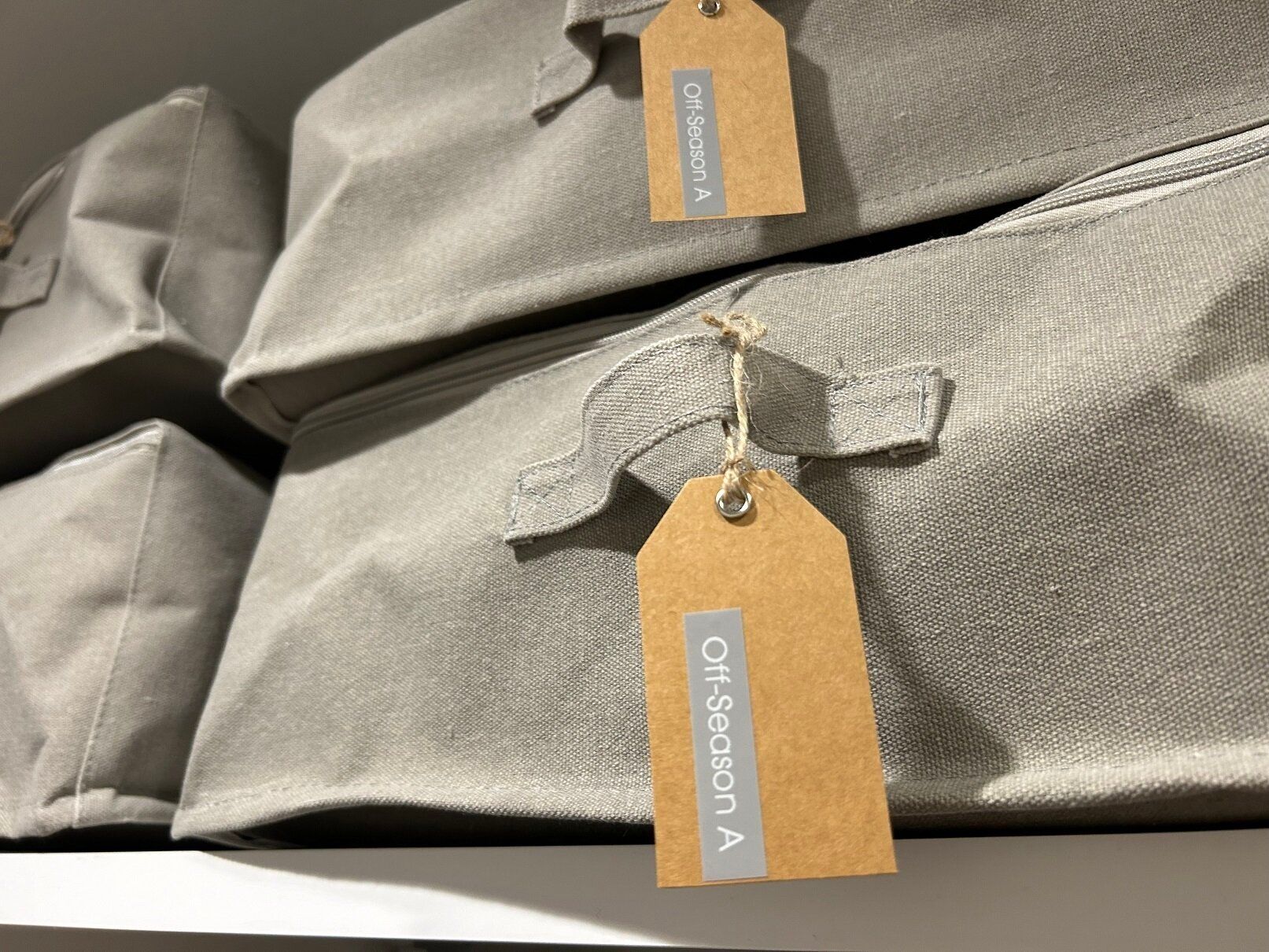 寝室周りで活躍！寝具の衣替えにおすすめ収納グッズ３選