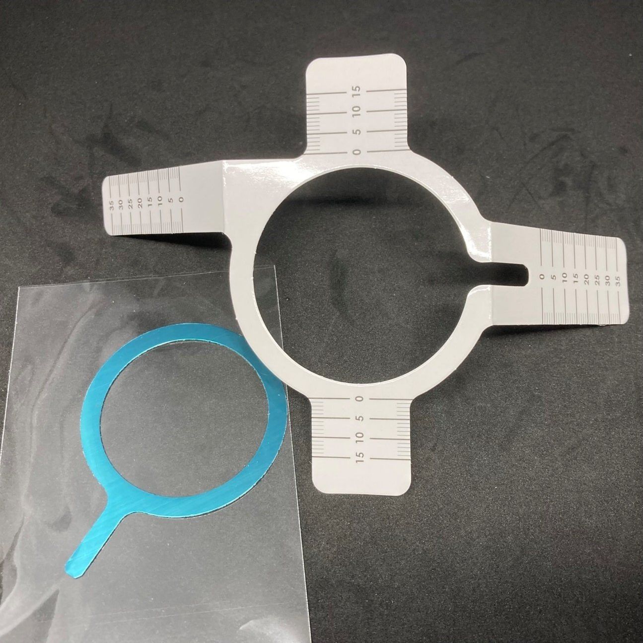 ダイソーすごすぎ！110円でめんどうなスマホ充電の悩みを一挙解決できちゃった