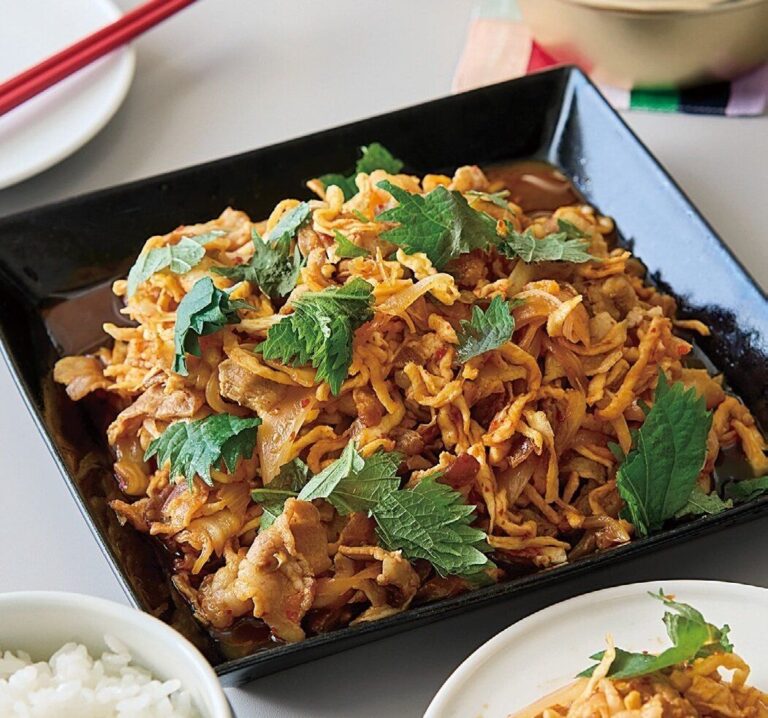 いつもの材料をちょっぴりアレンジ！豚肉と切り干し大根のキムチ炒めとハニーしょうゆからあげチキンのレシピ