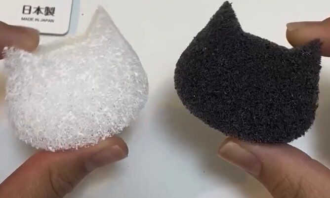 猫好きさんの救世主!!【100均】「買わないと大損」「傷に強い」100均おすすめ猫アイテム2選