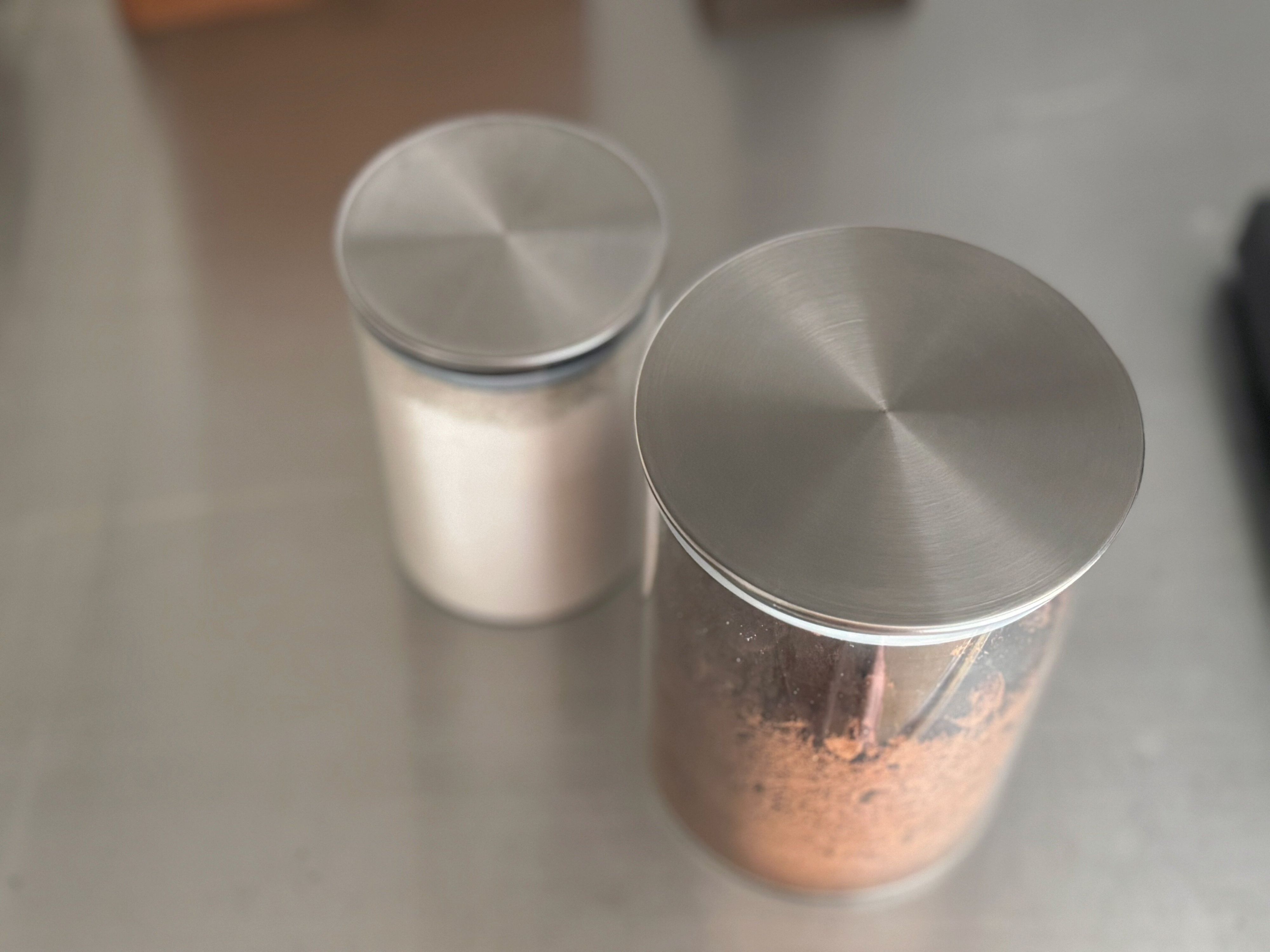 ガラスキャニスター