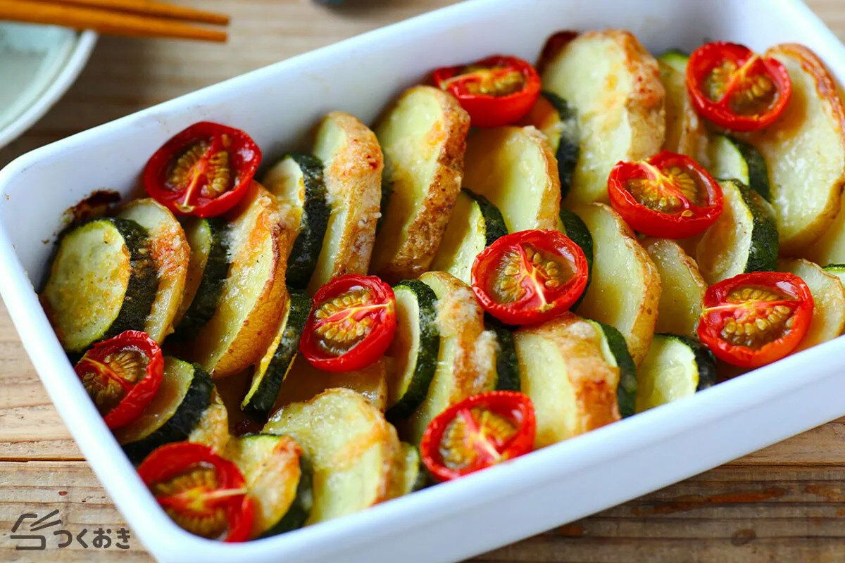 ズッキーニとじゃがいもの重ね焼き