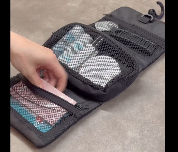 【無印良品】持って損なし！吊るして使える着脱ポーチ付ケース