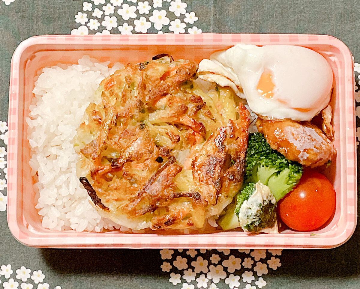 お弁当にかき揚げ丼