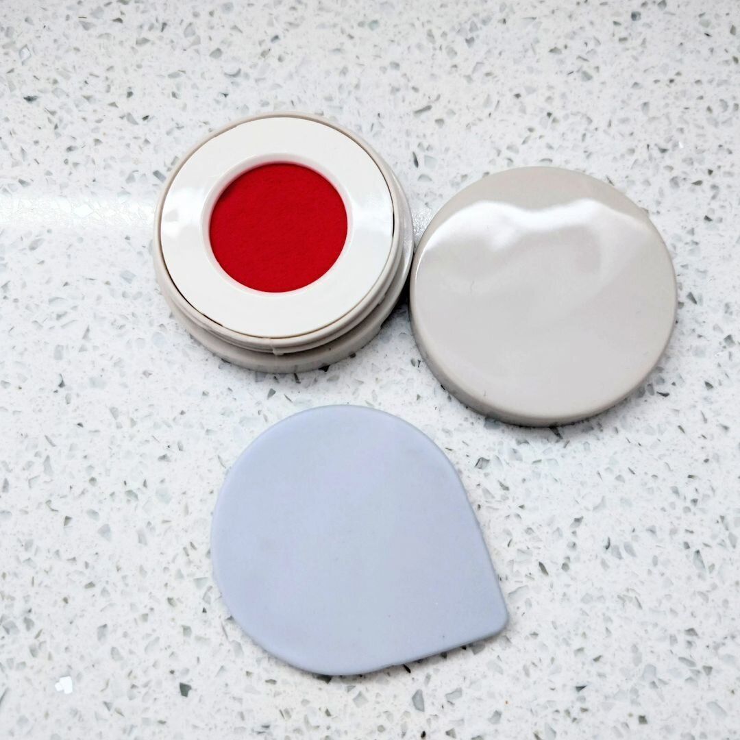 セリアの「マット付き朱肉」