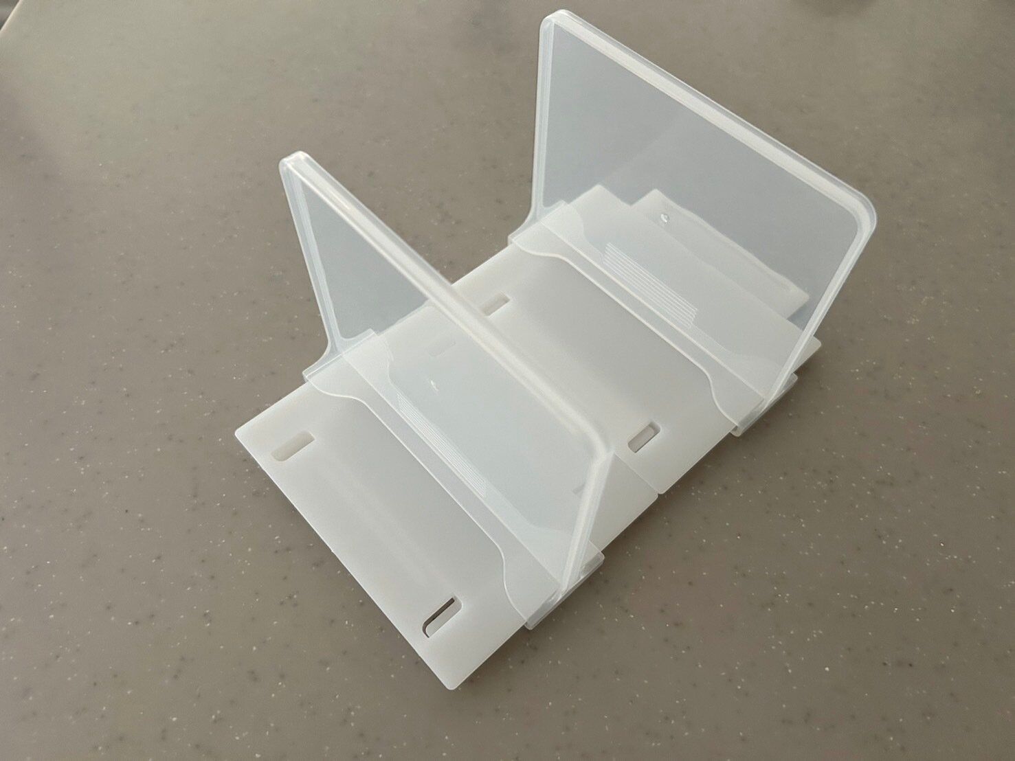 【ダイソー】仕切りがあると使いやすさUP！ボックス内の整理にはコレ