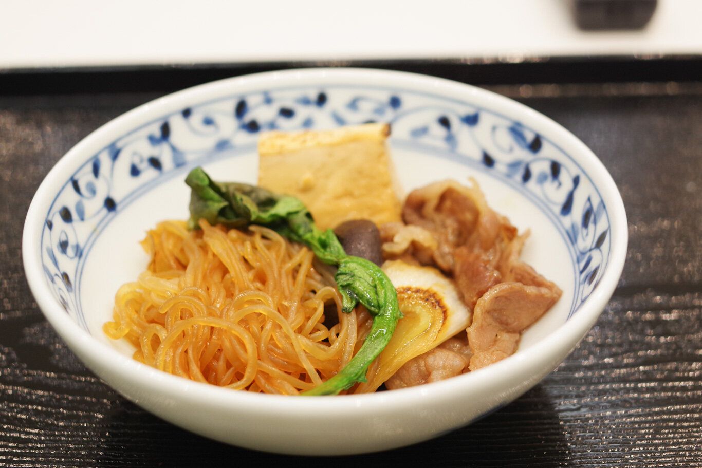 豚肉でも鶏肉でも！もっと自由な「すき焼きアレンジ」で気楽な“週末ごちそう鍋”を