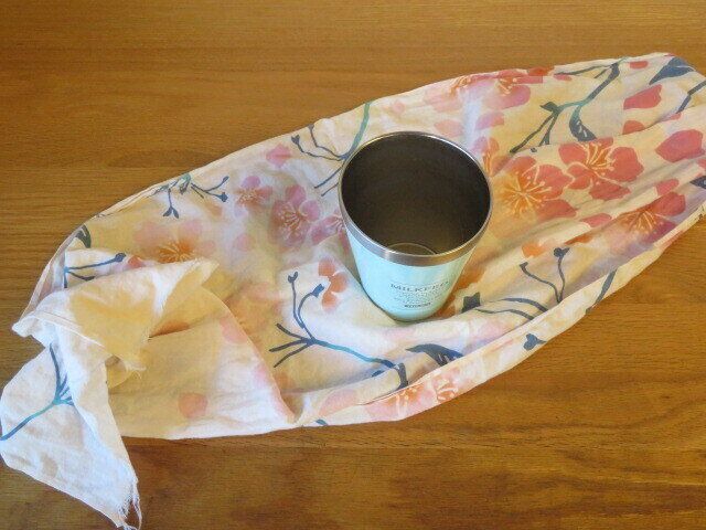 手ぬぐいを持つ理由3:丈夫でものを持ち運べる