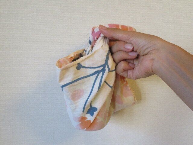 簡単に包んで持ち運べる