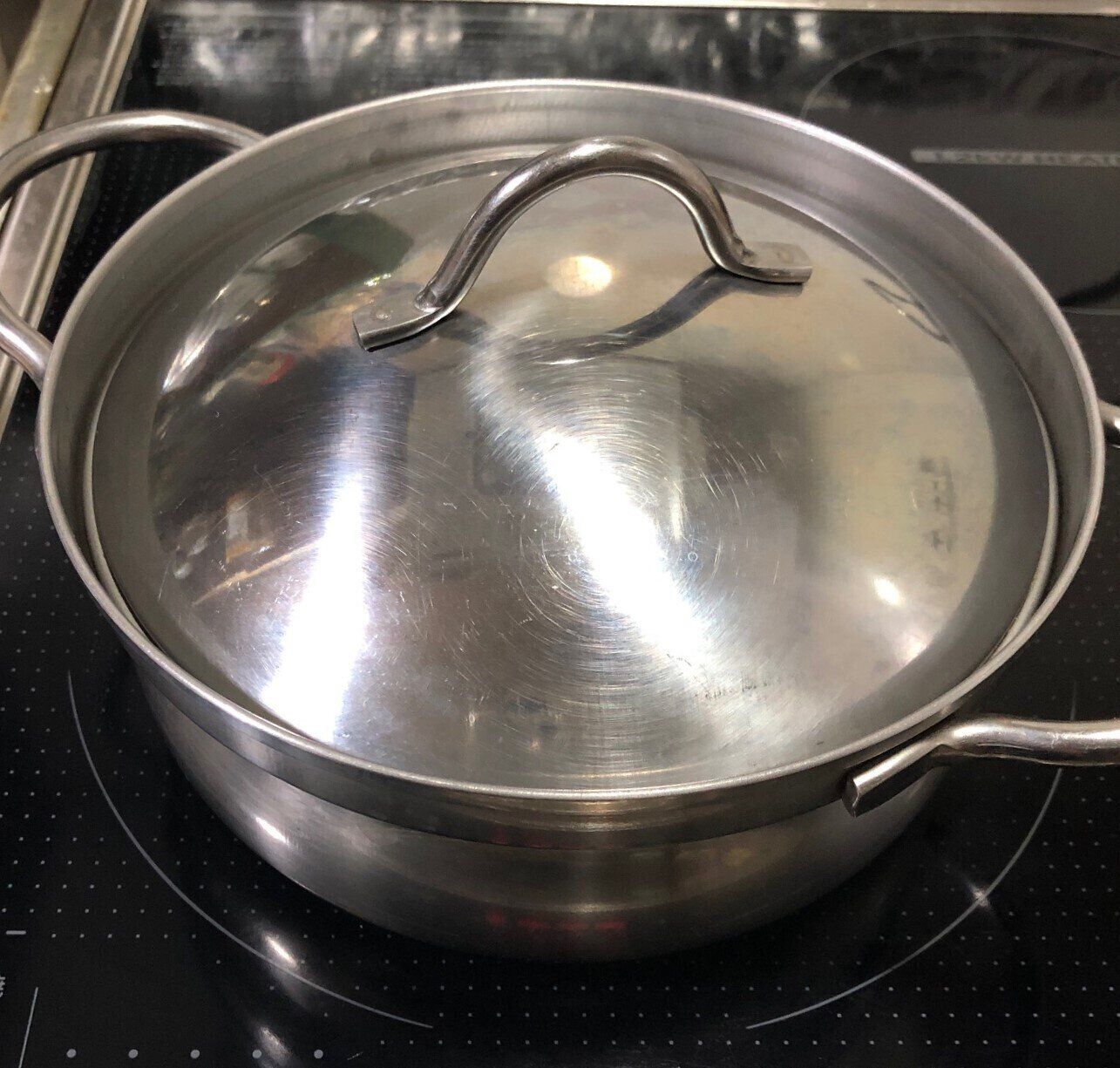 フタをして煮る