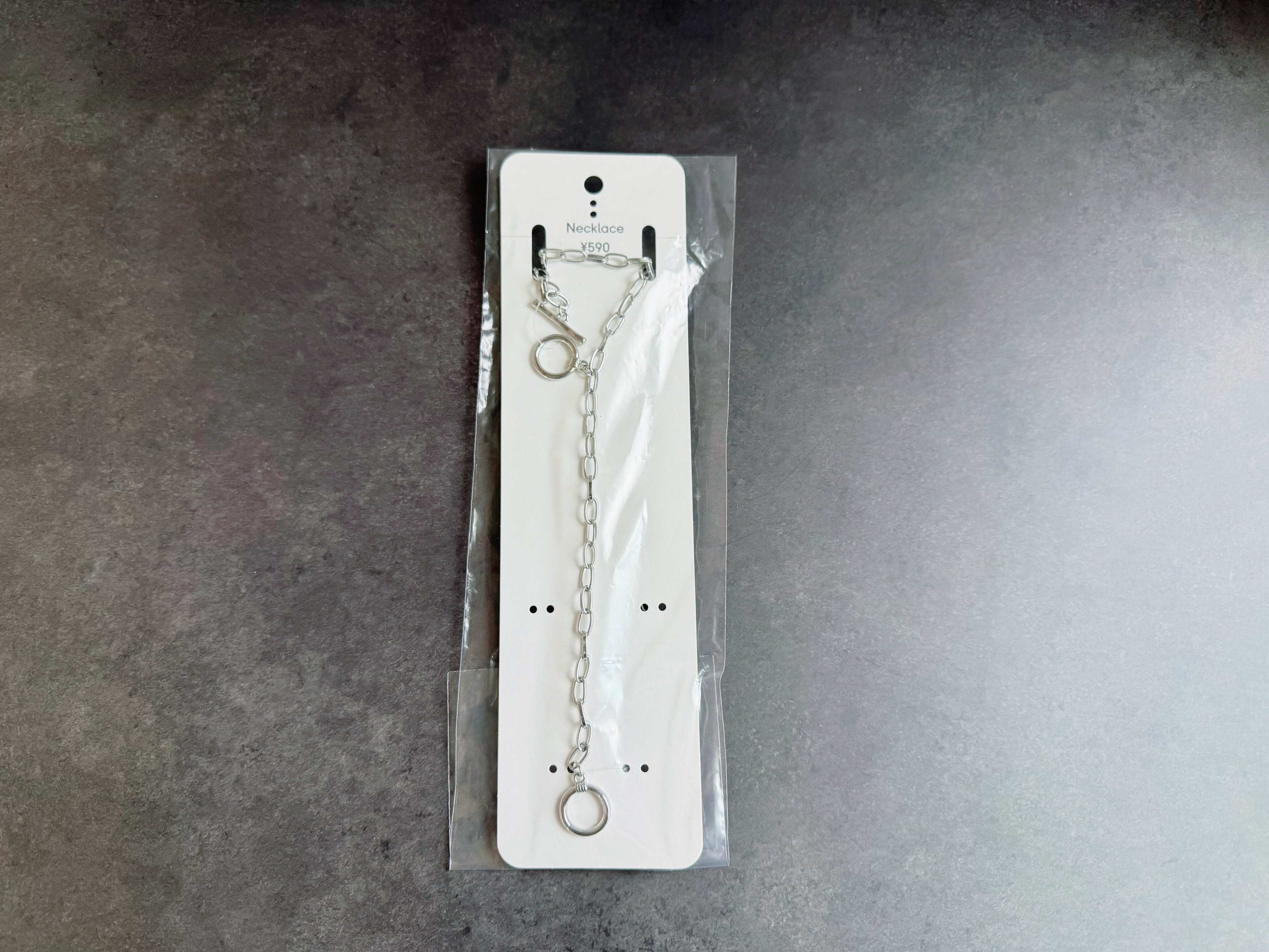 3．ラリエットチェーン サークルネックレス