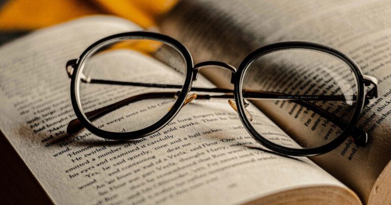 夕方になると目が疲れる…見落としがちな初歩的ケア