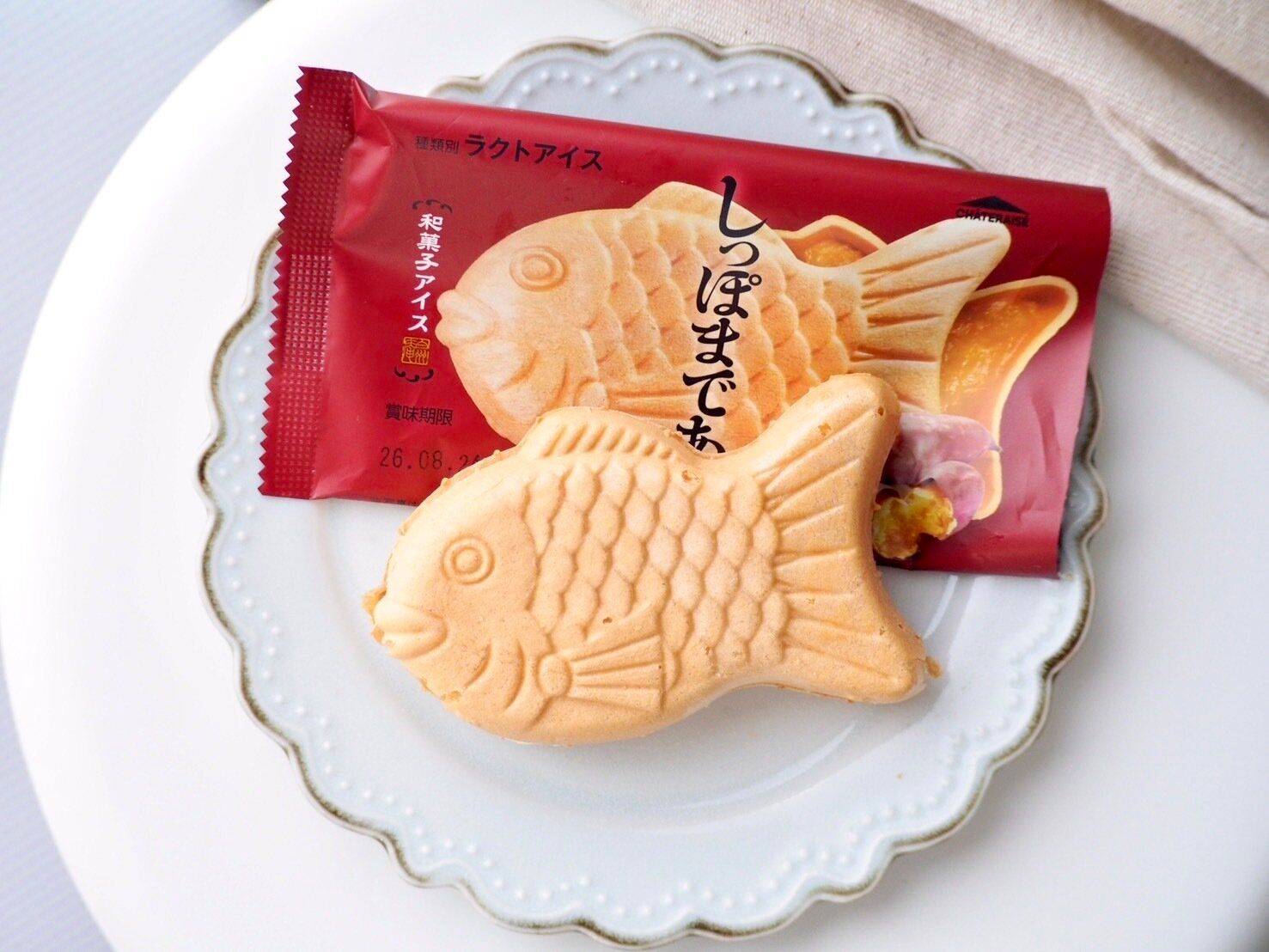 シャトレーゼ「和菓子アイス たい焼き最中 焼き芋 しっぽまであん」商品写真