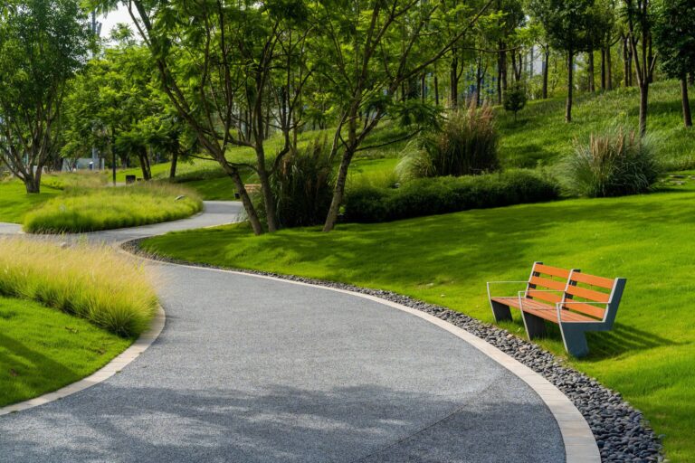 お弁当によく入っているあるものが道端に?!食べ物にそっくりな自然の産物に共感の声と5.7万件のいいね