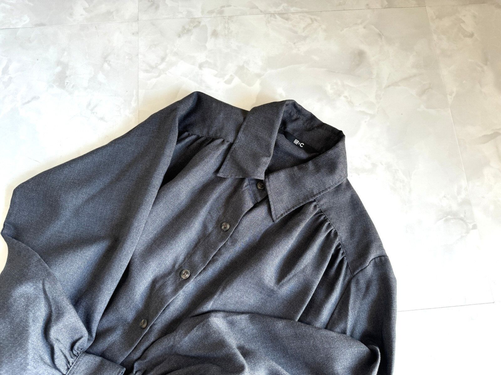 ユニクロ　ベルテッドシャツワンピース