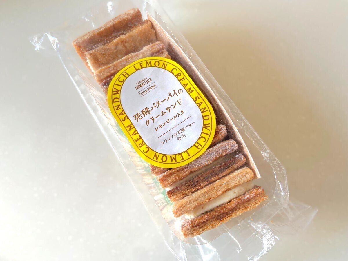 発酵バターパイのクリームサンド