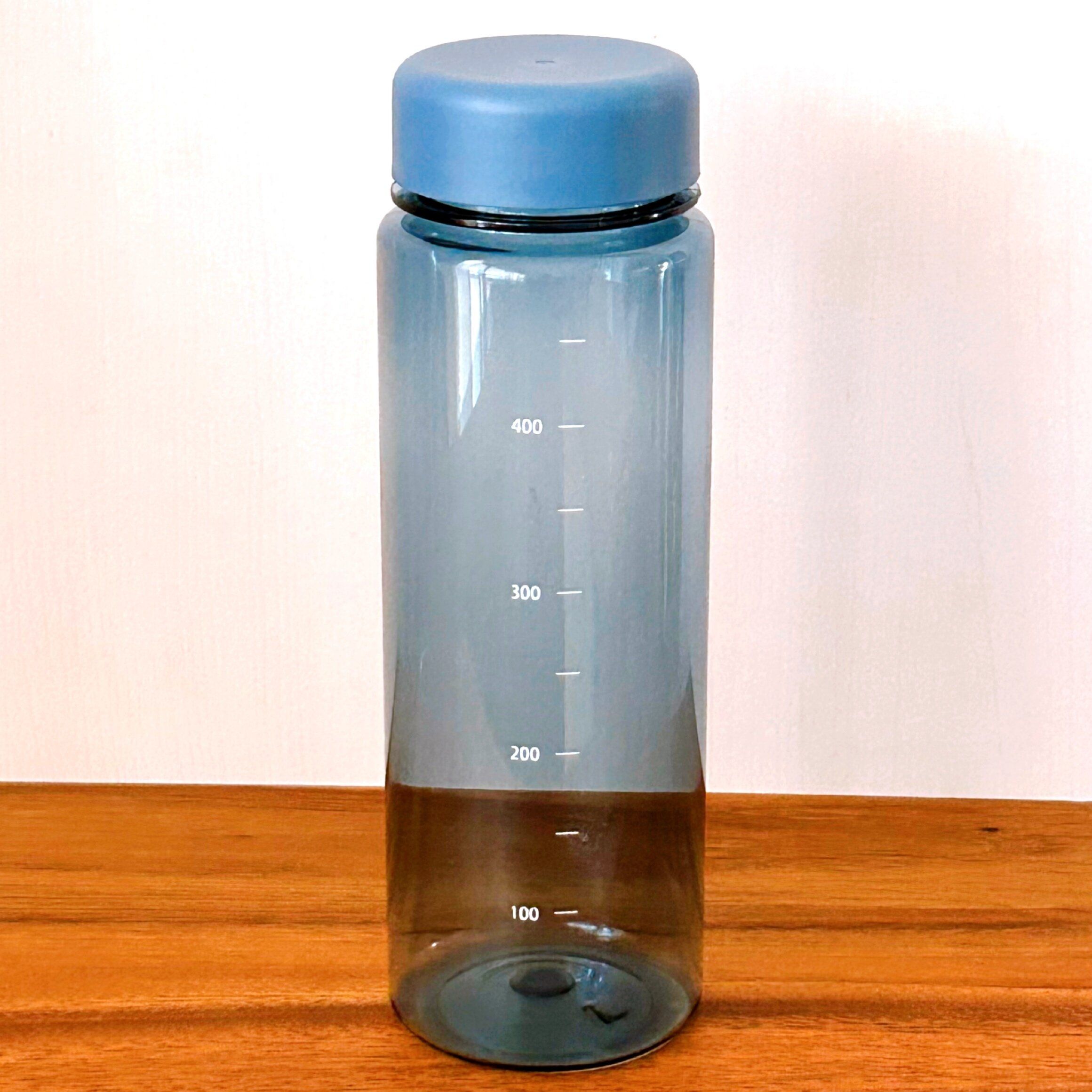 目盛り付きドリンクボトル