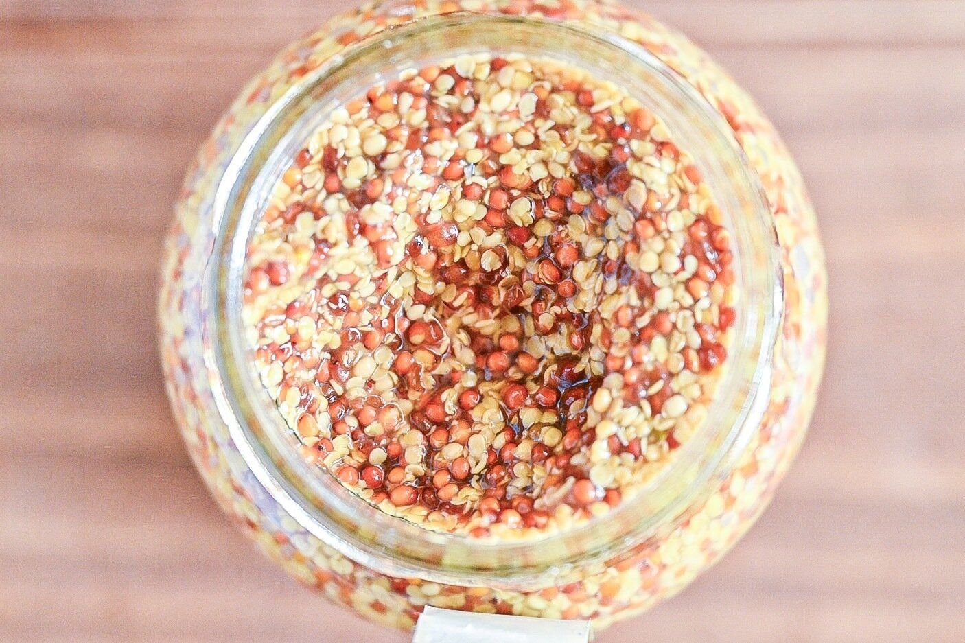 MAILLE（マイユ）種入りマスタードの中身