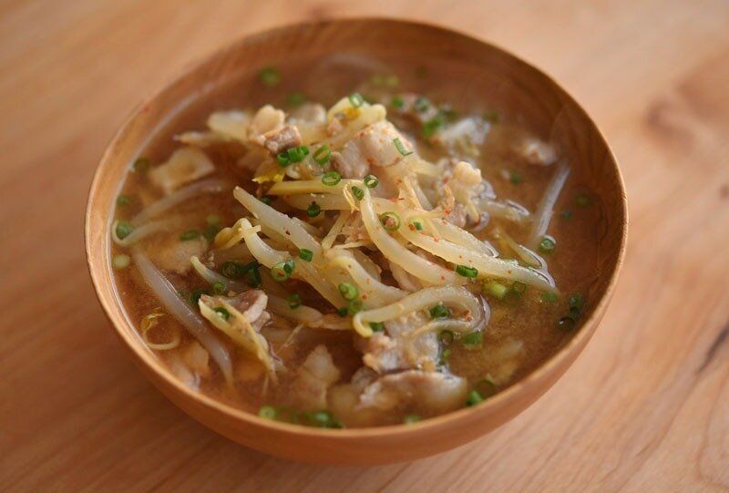 豚バラを使った豚汁