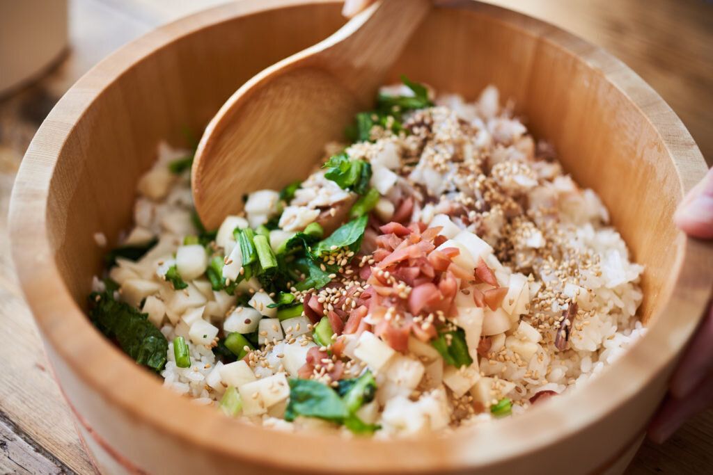 かぶと干物の混ぜ寿司