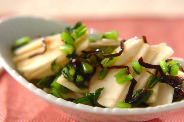 カブの塩昆布和え