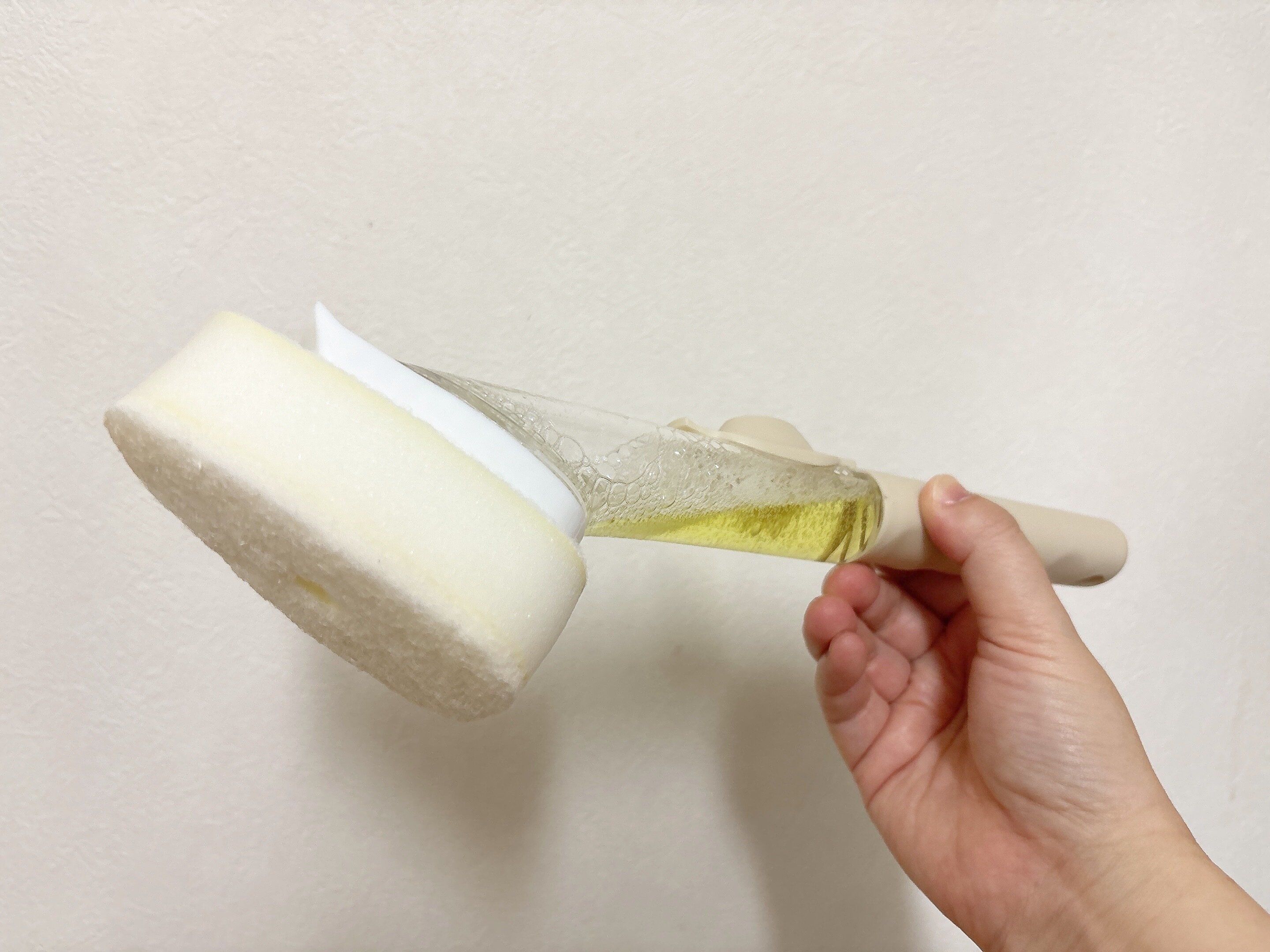 3COINS洗剤が出るスポンジ