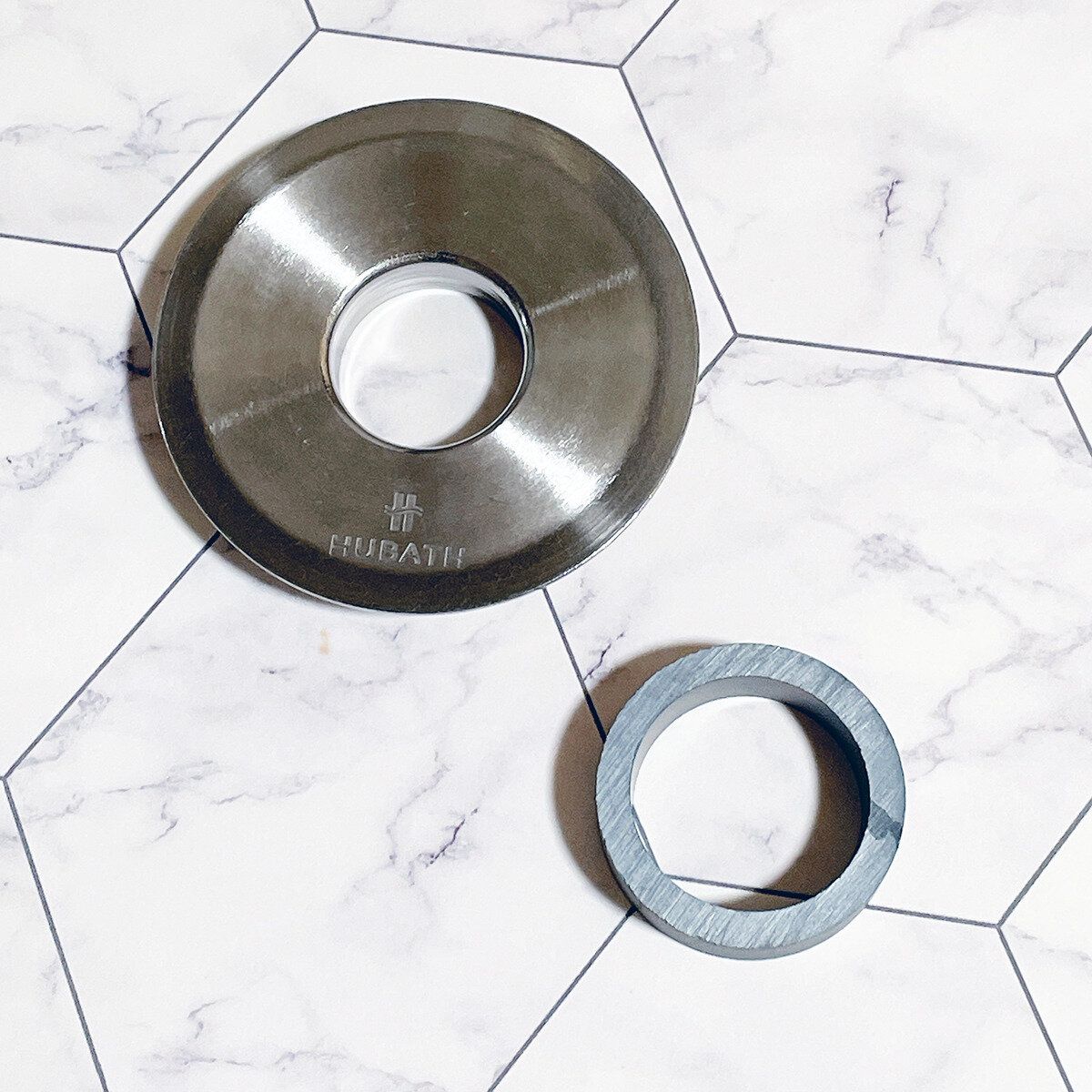 HUBATH洗面台ヘアー キャッチャー